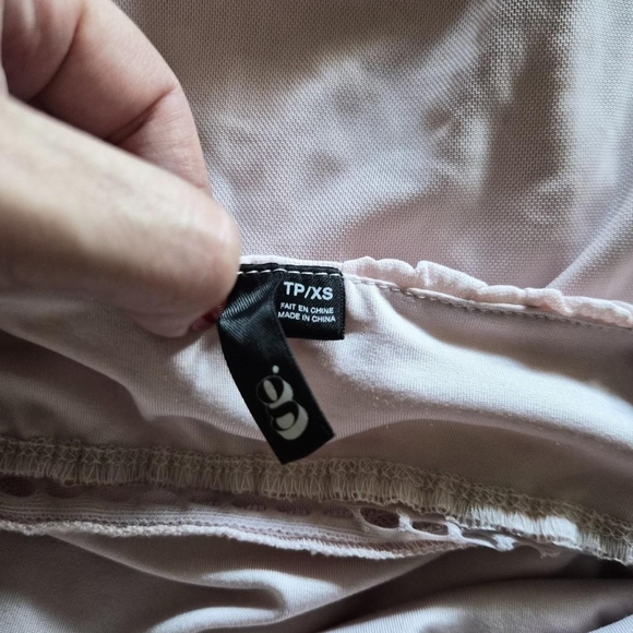 Elegant Light Pink Sleeveless Dress - Picture 5 of 6